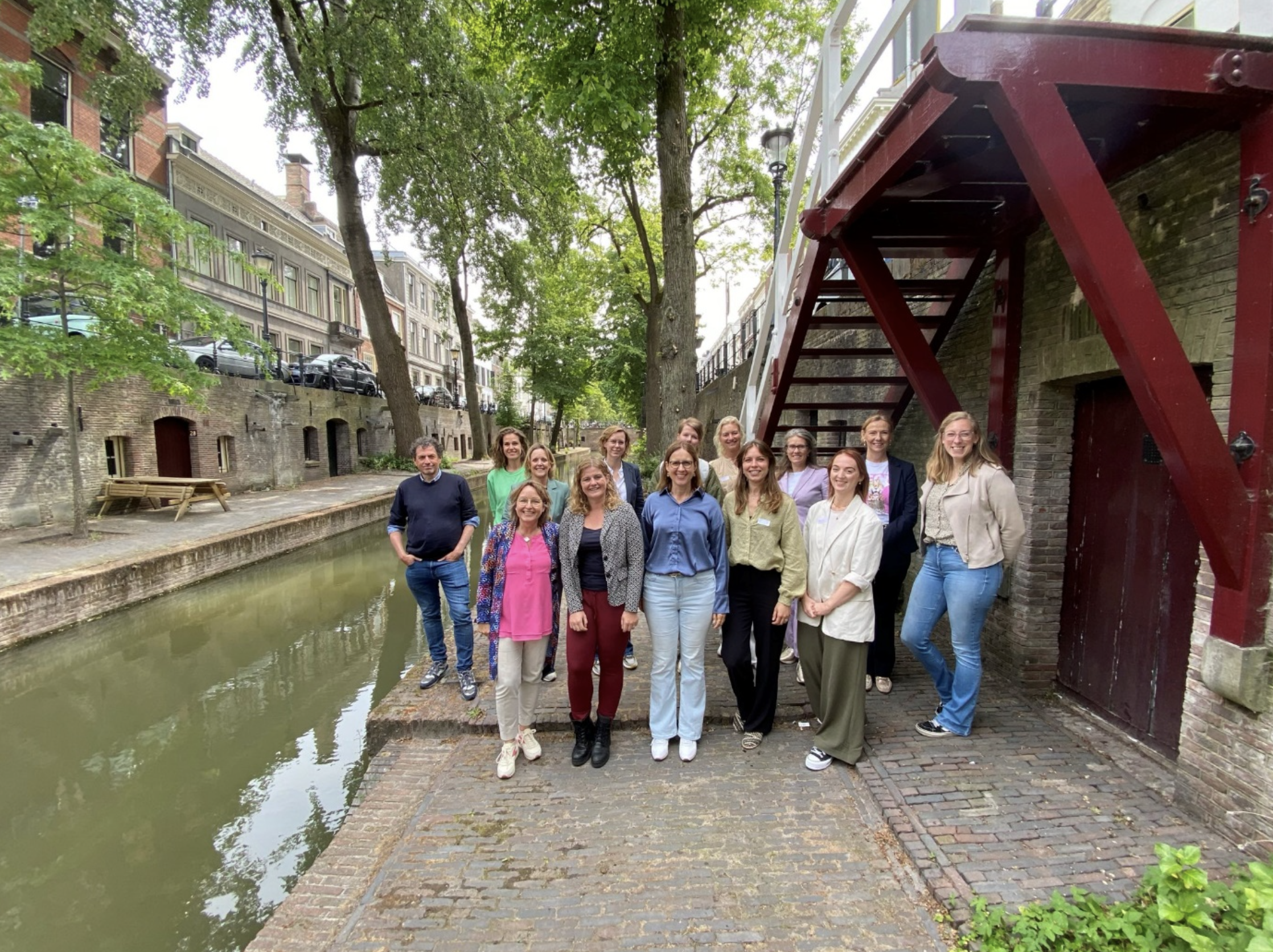 Samen sterker: communicatie in regionale samenwerkingsverbanden zorg & welzijn